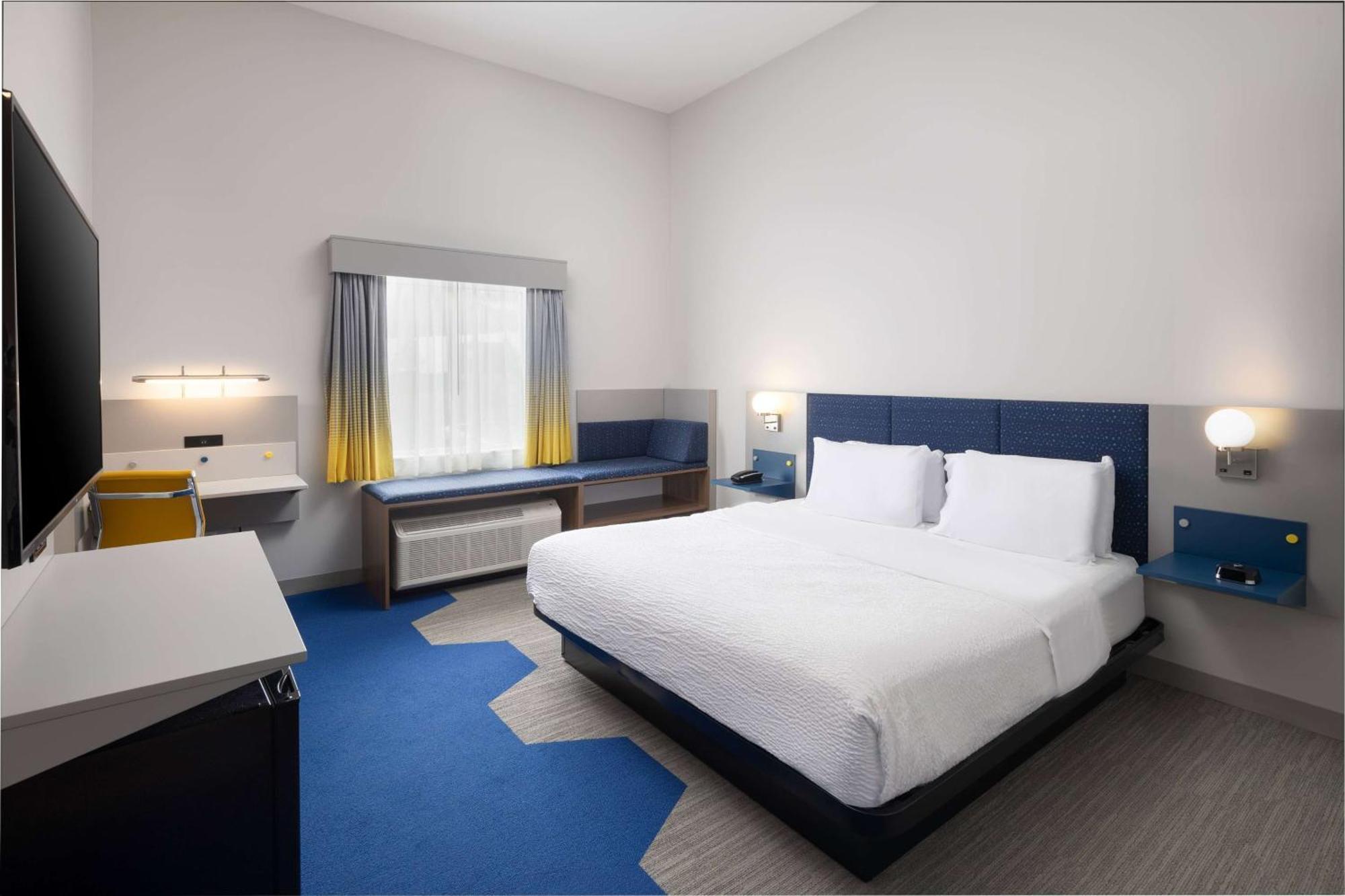 Microtel Inn & Suites By Wyndham Macedon מראה חיצוני תמונה